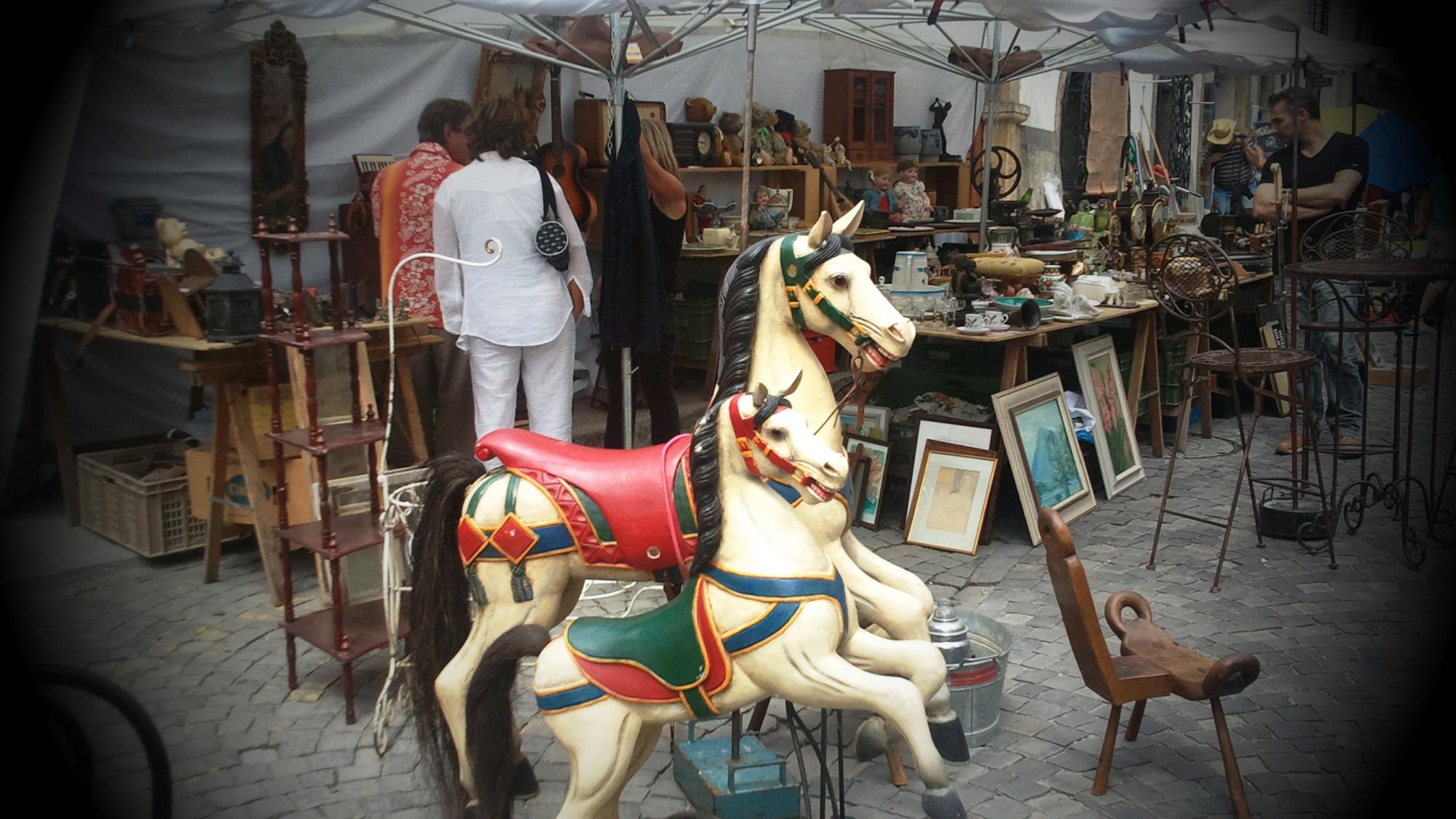 Bar médiéval à la brocante staviacoise, 13 au 15 août 2021